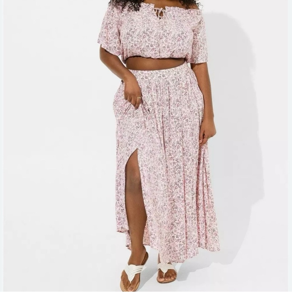 Torrid Two Piece blouse and skirt